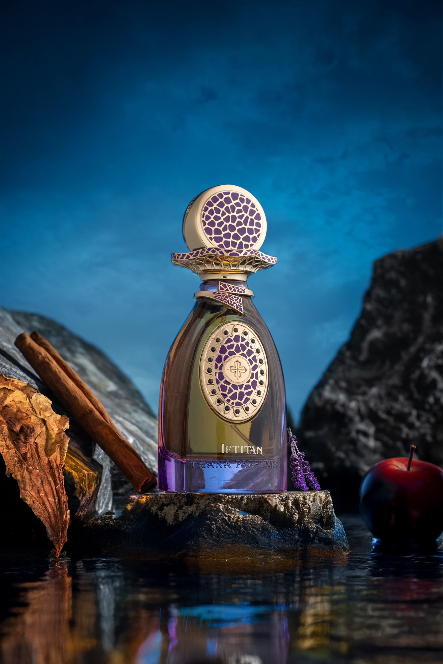 IFTITAN (ENCHANTING POTION) FRUITY, SPICY & SMOKY  WARM, COMFORTING, AND RICH WITH A TOUCH OF SPICE